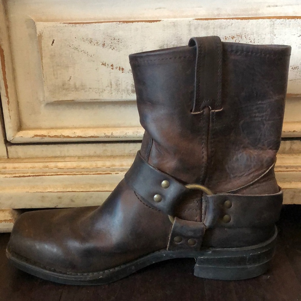 Distressed Frye Low 8R Harness Boots